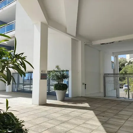 Grand F2 Centre Port De Toga, Terrasse Vue Бастия