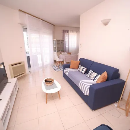 Grand F2 Centre Port De Toga, Terrasse Vue *