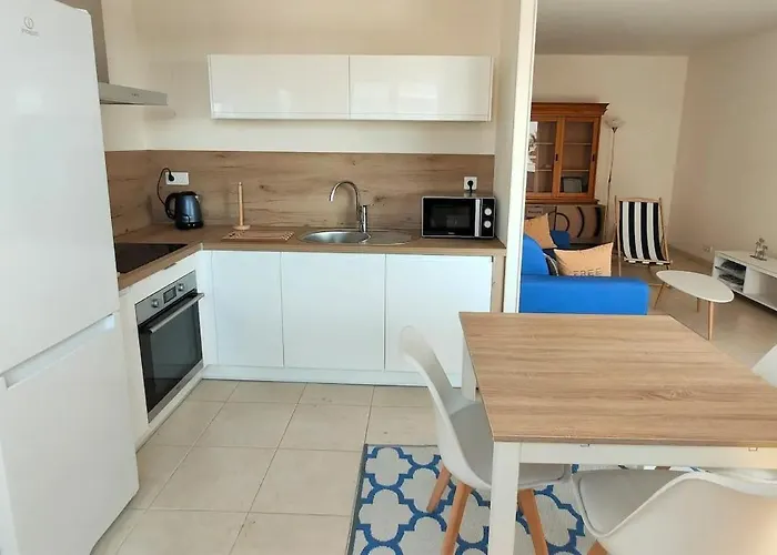 Grand F2 Centre Port De Toga, Terrasse Vue Bastia (Corsica)