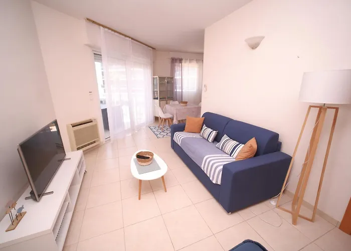 Grand F2 Centre Port De Toga, Terrasse Vue *